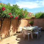 Holiday home Maison Avec Piscine, 500m De La Et Proche Centre, Climatisee, Parking Prive, Equipee Pour 5 Pers. - Fr-1-529-162 Le Barcares